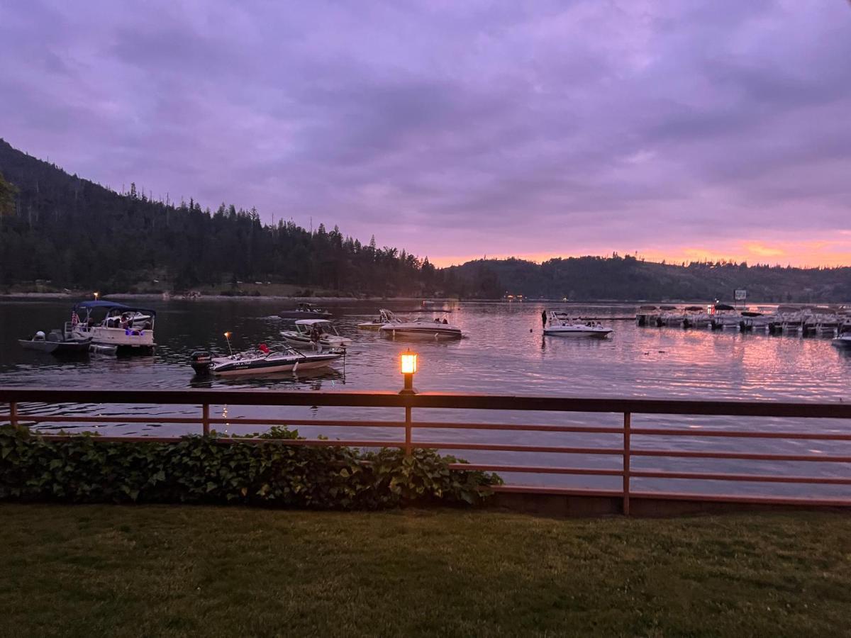 The Pines Resort & Conference Center Bass Lake Exterior foto
